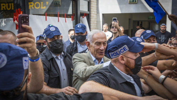 רה"מ הנאשם בנימין נתניהו באירוע בחירות, אשדוד, 29.6.26 (צילום: לירון מולדובן) רה"מ הנאשם בנימין נתניהו באירוע בחירות, אשדוד, 29.6.26 (צילום: לירון מולדובן)