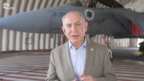 רה"מ הנאשם בנימין נתניהו, צילום מסך מסרטון תעמולת בחירות של הליכוד שצולם על-ידי לשכת העיתונות הממשלתית בבסיס של חיל-האוויר, 29.9.26 רה"מ הנאשם בנימין נתניהו, צילום מסך מסרטון תעמולת בחירות של הליכוד שצולם על-ידי לשכת העיתונות הממשלתית בבסיס של חיל-האוויר, 29.9.26